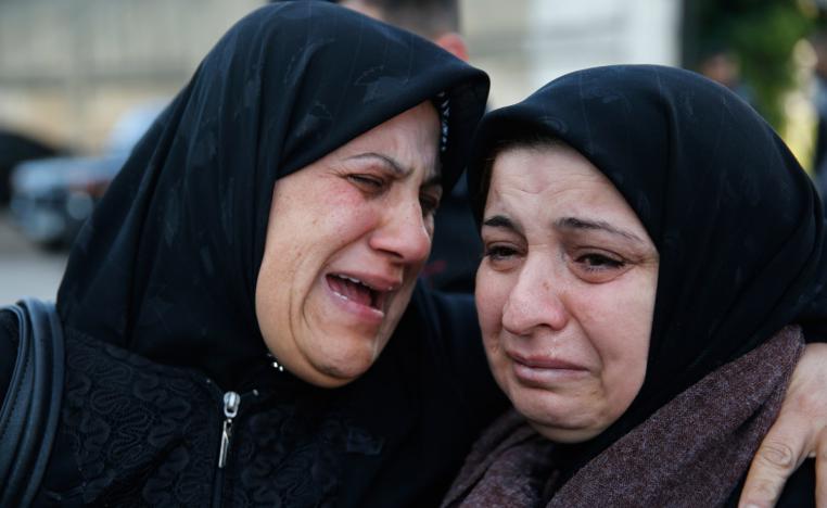 دموع الوداع في بلد يستقبل نحو مليون ونصف مليون لاجئ سوري