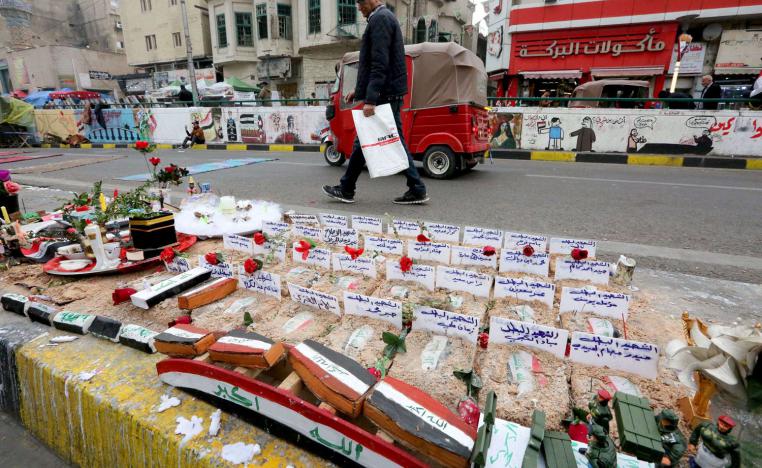 متظاهرو العراق يطردون الخوف بعد مجزرة السنك