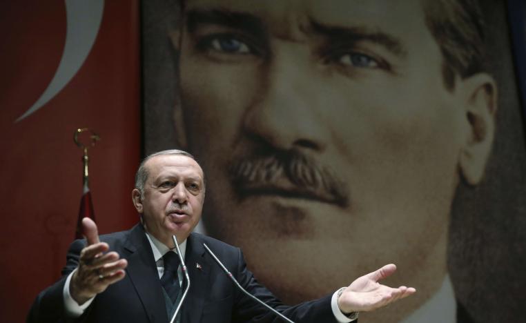 إردوغان يمجد السلطنة العثمانية وأيضا القائد الذي أنهى حكمها!