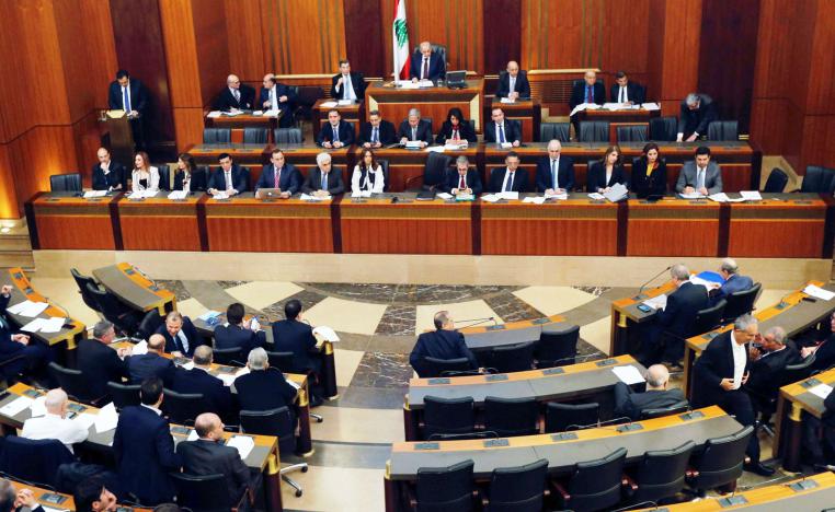63 نائبا يصوتون على حكومة دياب من أصل 128!