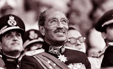 أمه نصف مصرية ونصف سودانية