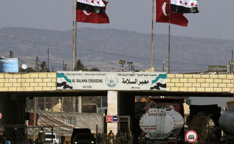 معبر اعزاز بين مناطق المعارضة وتركيا