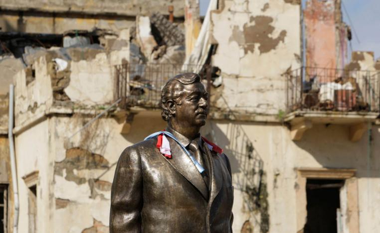 تمثال رفيق الحريري وسط بيروت