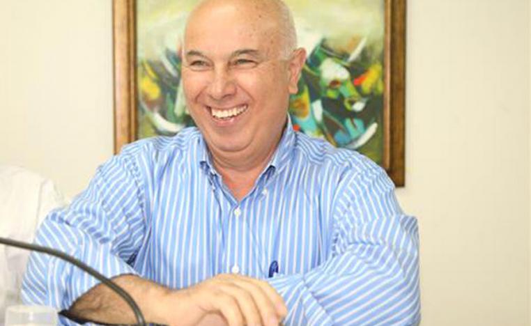 من أشهر قصص الحب المذهلة