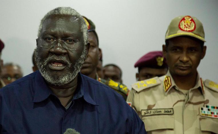Blue Nile state rebel leader Malik Agar (L) flanked by Sudanese Deputy head of the Transitional Military Council, General Mohamed Hamdan Daglo (R)