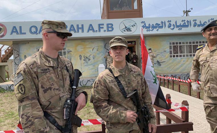 واشنطن تقلل من قواعدها العسكرية بالعراق