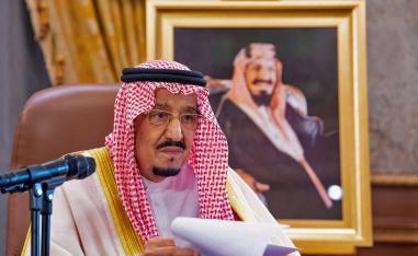 السلطات السعودية تشدد إجراءات الوقاية من الوباء