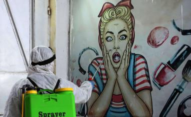 كورونا يفاقم أزمات العراق المتناثرة