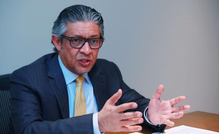 محمد بن مزيد التويجري وزير الاقتصاد والتخطيط المعفى