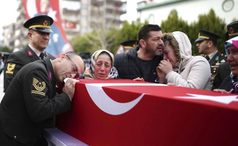 تشييع جثامين جنود اتراك قتلوا في محافظة ادلب