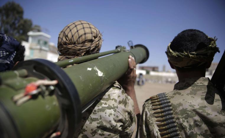 الحوثيون يتراجعون عن تعهداتهم بوقف النار لاحتواء كورونا