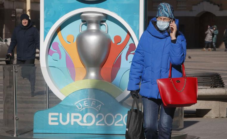 'يويفا' يظهر مرونة أكثر تجاه الفرق المتأهلة