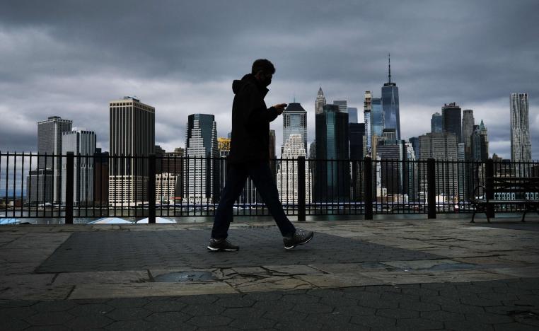 الوباء مثل حريق ينتشر في نيويورك