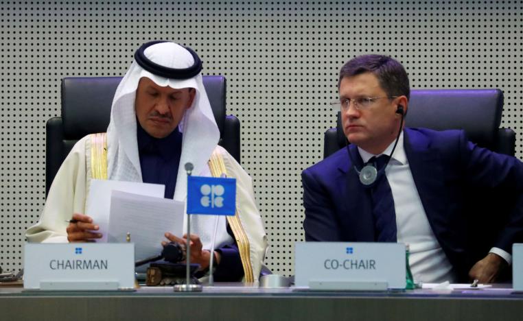 السعودية وروسيا تريدان مشاركة المنتجين مالآخرين من خارج التحالف في خفض قياسي لانتاج النفط
