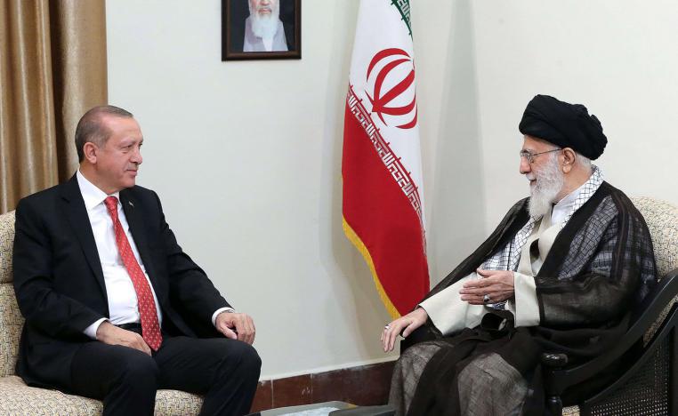 وجهان لقمع واحد