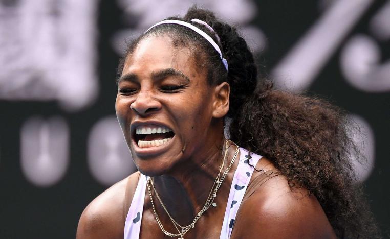 سيرينا تدافع عن استخدامها لترخيص استخدام مواد محظورة