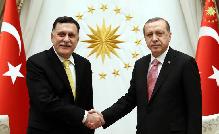 الرئيس التركي رجب طيب اردوغان يستقبل رئيس حكومة الوفاق الليبية فايز السراج