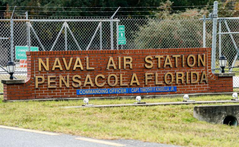 الشمراني قتلَ ثلاثة وقتِل في قاعدة بنساكولا