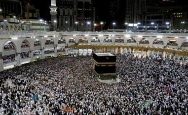 استمرار انتشار كورونا يرجح إلغاء مناسك الحج
