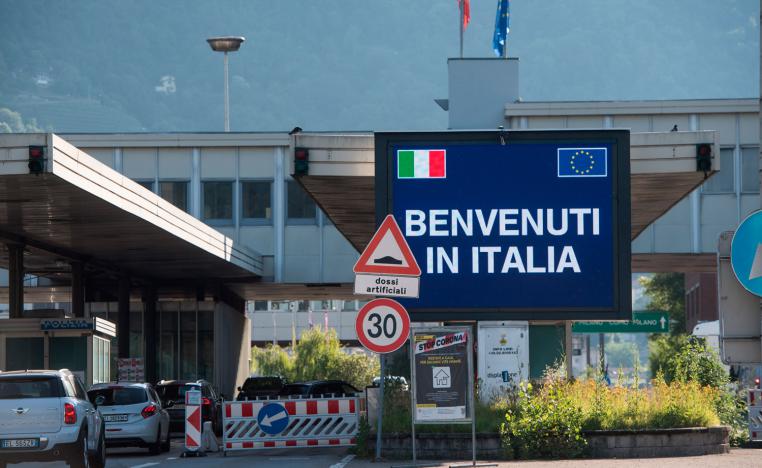 ترحيب للأوروربيين لا يشمل السياح الصينيين والأميركيين 