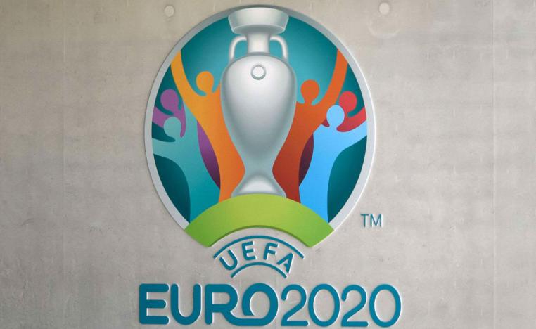 بلغت أربعة  فرق ربع النهائي القاري