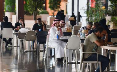عودة حذرة للحياة الطبيعية في السعودية 