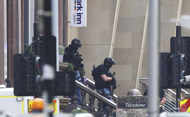 الشرطة الاسكتلندية تطوق مكان الاعتداء