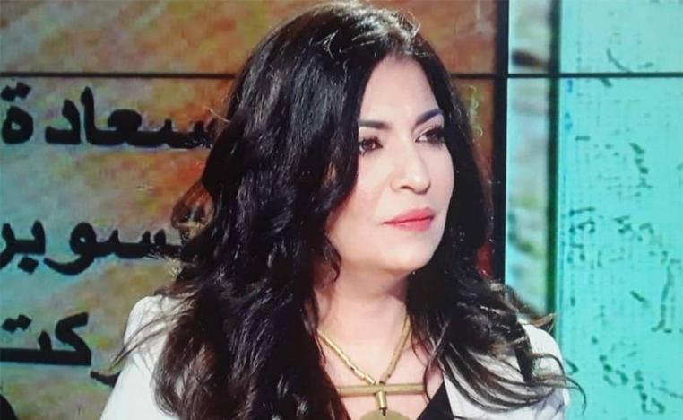 أنساق متوازية تارة وأخرى متقاطعة