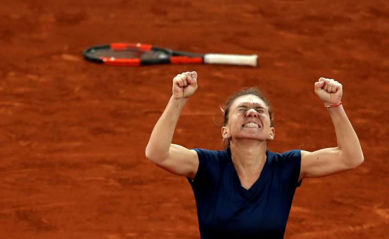  هاليب تعزز الشكوك حول مشاركتها على الملاعب الصلبة