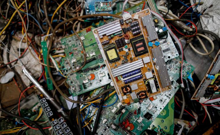  النفايات الإلكترونية