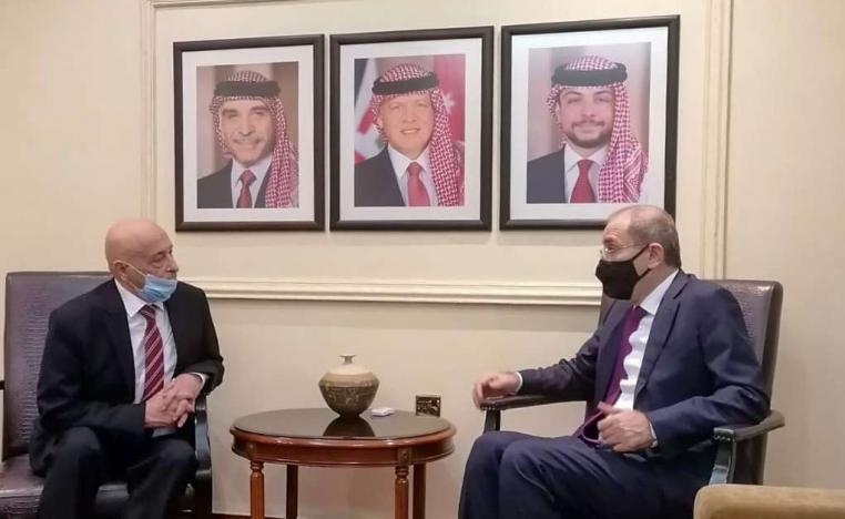 وزير الخارجية الأردني أيمن الصفدي يجريمباحثات مع رئيس البرلمان الليبي عقيلة صالح في عمان