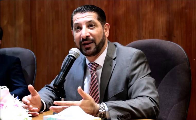 'العرب يفكرون والعالم يعمل'