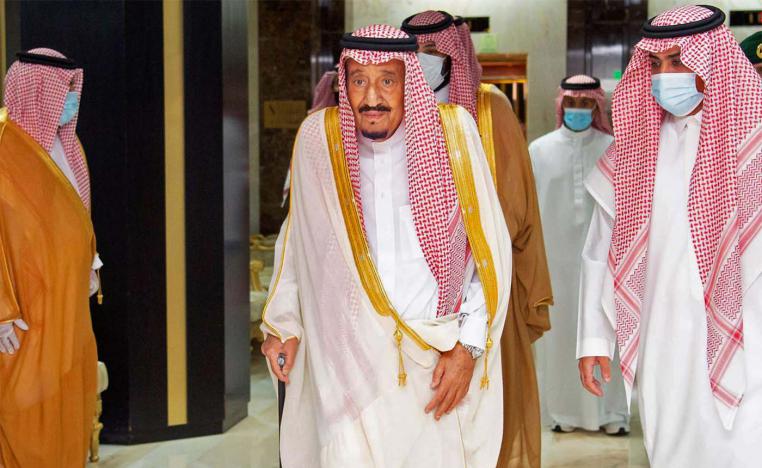 Saudi King Salman bin Abdulaziz leaving the hospital after successful surgery operation