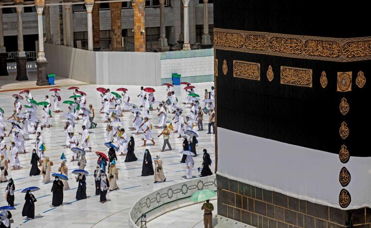 حج استثنائي منضبط لمنع انتشار الوباء