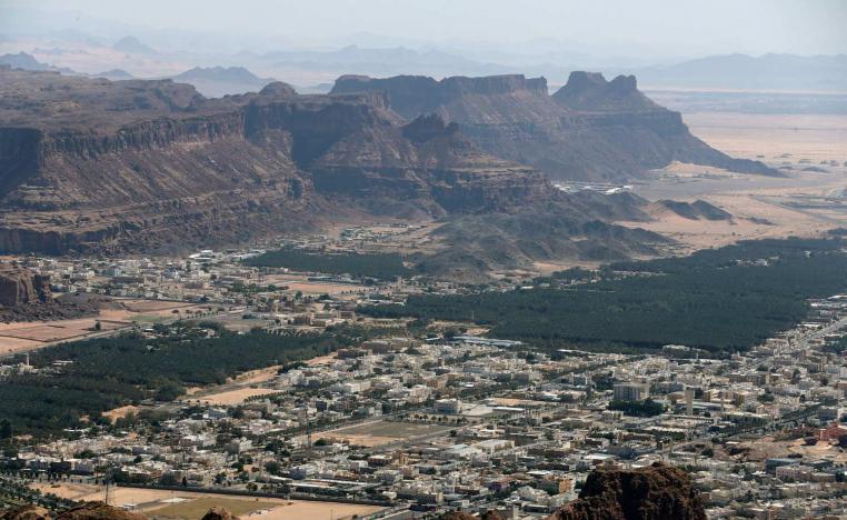 التحقيقات تشمل مشروعات في العلا