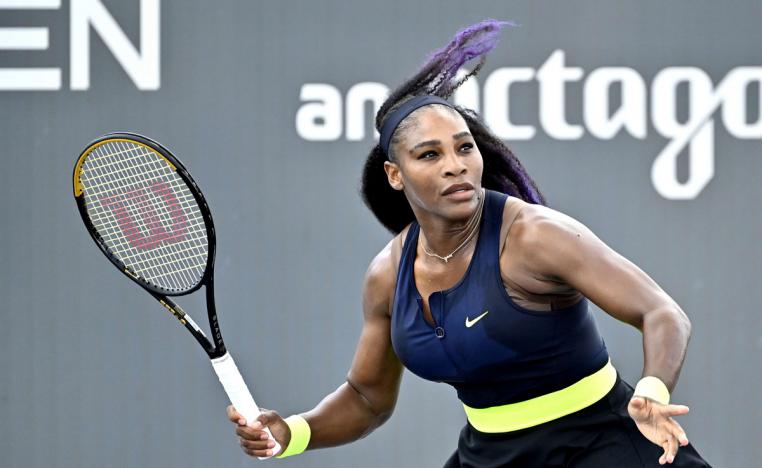  لاعبة التنس الاميركية تحسم المواجهة بعد انتزاع ارسال فينوس 