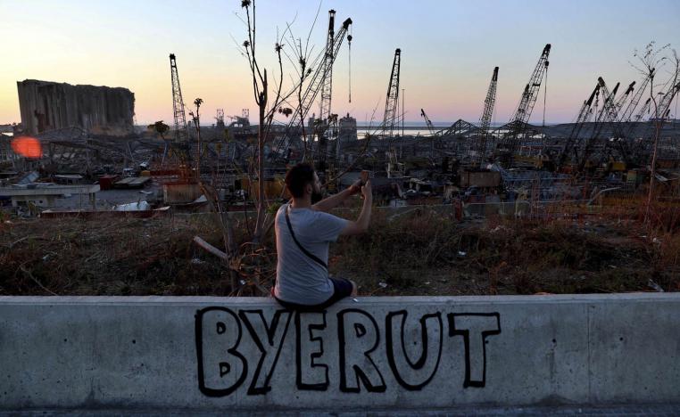 اطلالة على دمار مرفأ بيروت