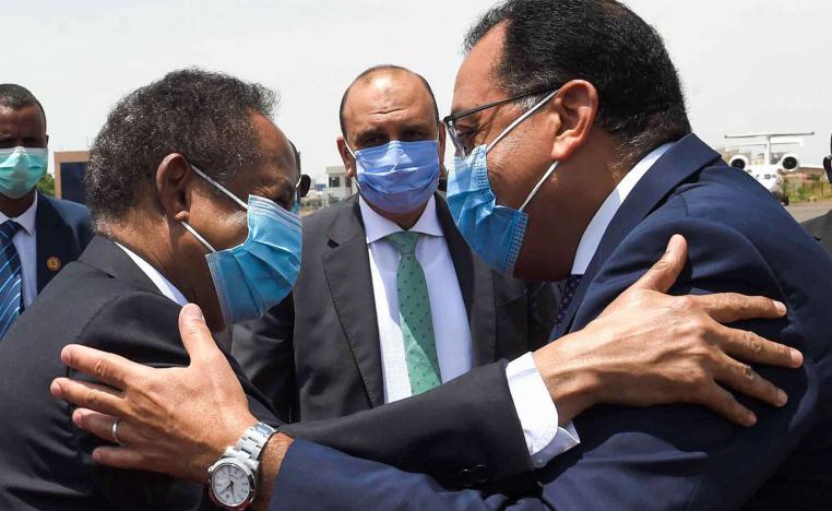 مدبولي على راس وفد مصري رفيع في السودان