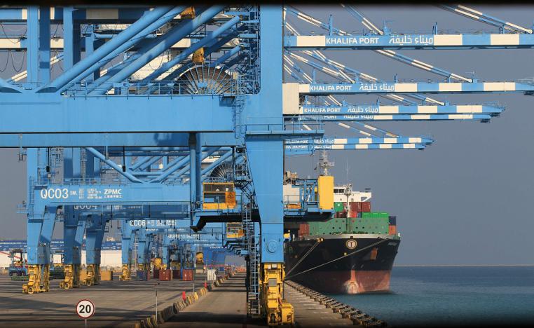 ميناء خليفة في ابوظبي