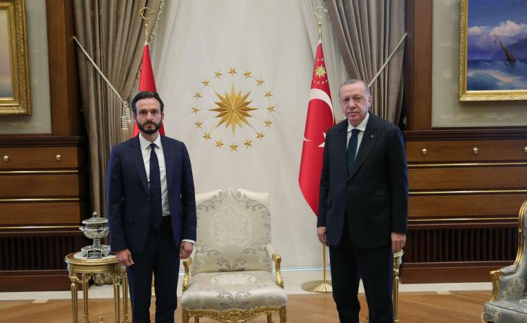 رئيس المحكمة الأوروبية لحقوق الإنسان روبرت سبانو مع الرئيس التركي رجب طيب اردوغان 
