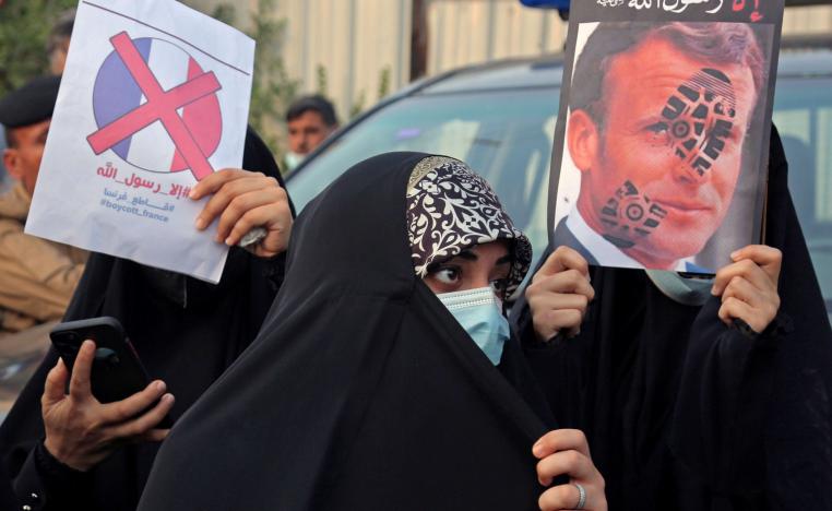 تصريحات الرئيس الفرنسي حول الرسوم المسيئة للنبي محمد اثارت موجة غضب في العالم الاسلامي