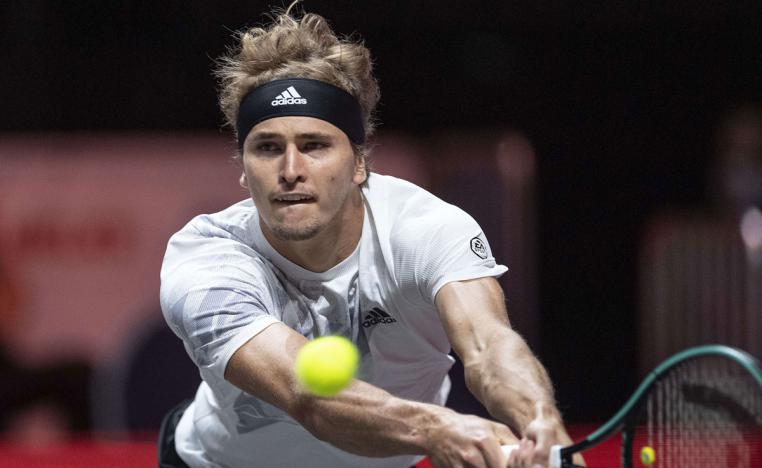 زفيريف الى ربع النهائي 