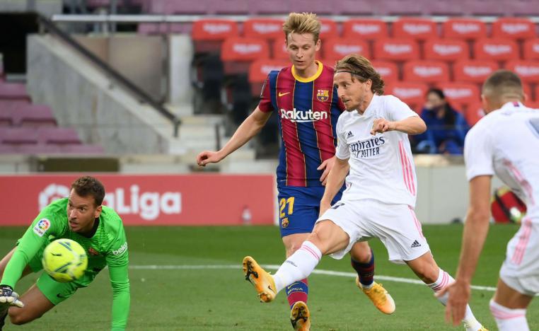 الفريق الملكي يحقق المطلوب بخروجه دون أي خسارة في ملعب كامب نو