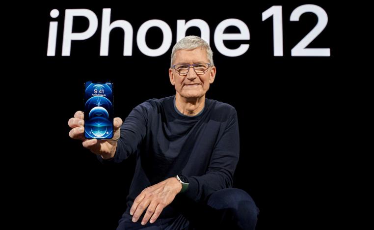 آيفون 12