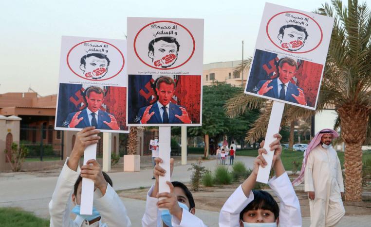 مظاهرات في الكويت منددة بتصريحات لماكرون اعتبرت مسيئة للنبي محمد وللاسلام