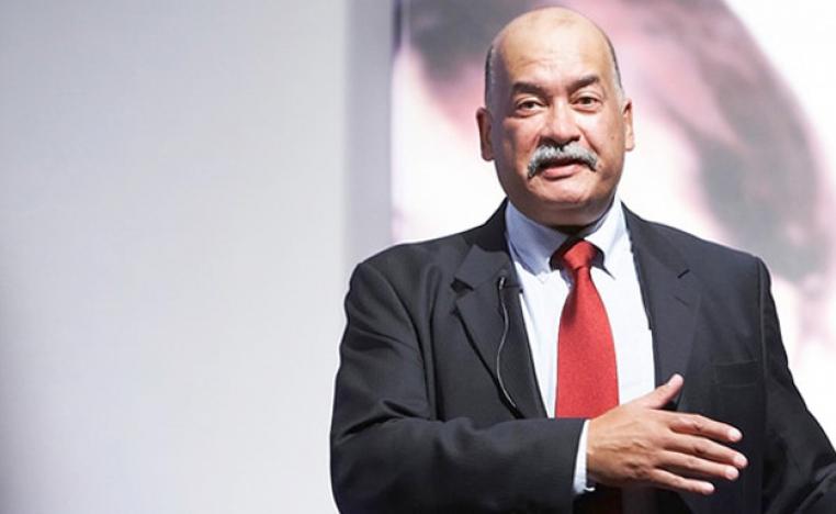 ابق في الوسط ياجون