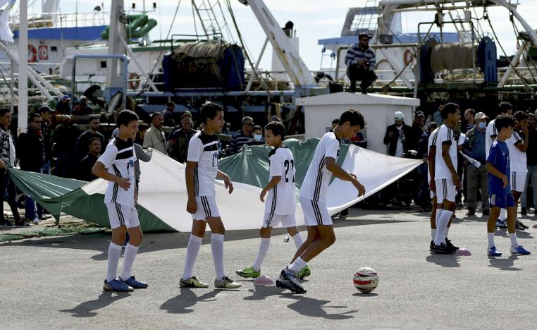 هلال الشابة