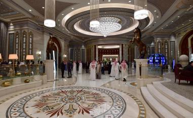 فندق ريتز كارلتون بالرياض