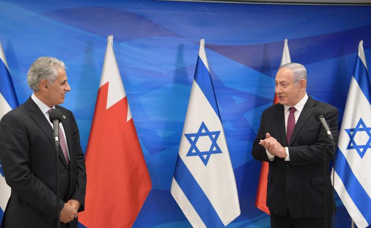 رئيس الوزراء الاسرائيلي بنيامين نتنياهو يستقبل وزير الصناعة والتجارة البحريني زايد بن راشد الزياني 