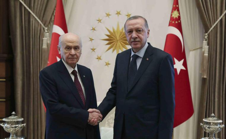 الرئيس التركي رجب طيب اردوغان وولت بهجلي زعيم حزب الحركة القومية التركي